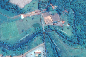 Vista Panorâmica da Foz no Rio Jacaré-Guaçu, na Fazenda Santo Inácio - Divisa dos Municípios De São Carlos E Ribeirão Bonito  (Google Earth)