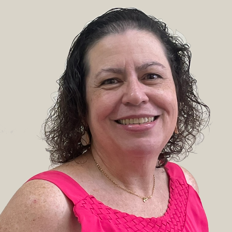 Sandra Aparecida Lunardelo Pereira