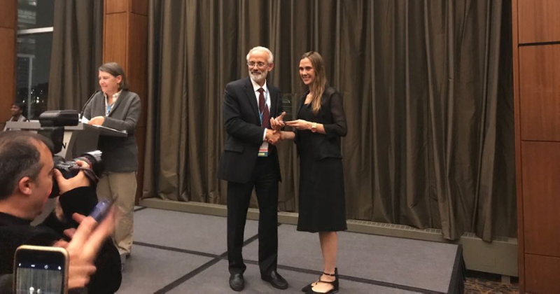 No momento, você está visualizando Ariane Zamariolli, técnica de nível superior do Laboratório de Bioengenharia da FMRP- USP,  foi premiada como jovem pesquisadora de 2018 pela American Society for Bone and Mineral Research