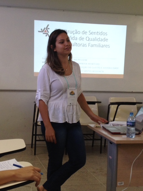 Apresentação do trabalho de Carla Monteiro no GT Psicologia Social e Ruralidades
