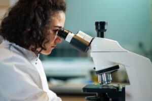 Leia mais sobre o artigo Mulheres na biotecnologia: onde estão?